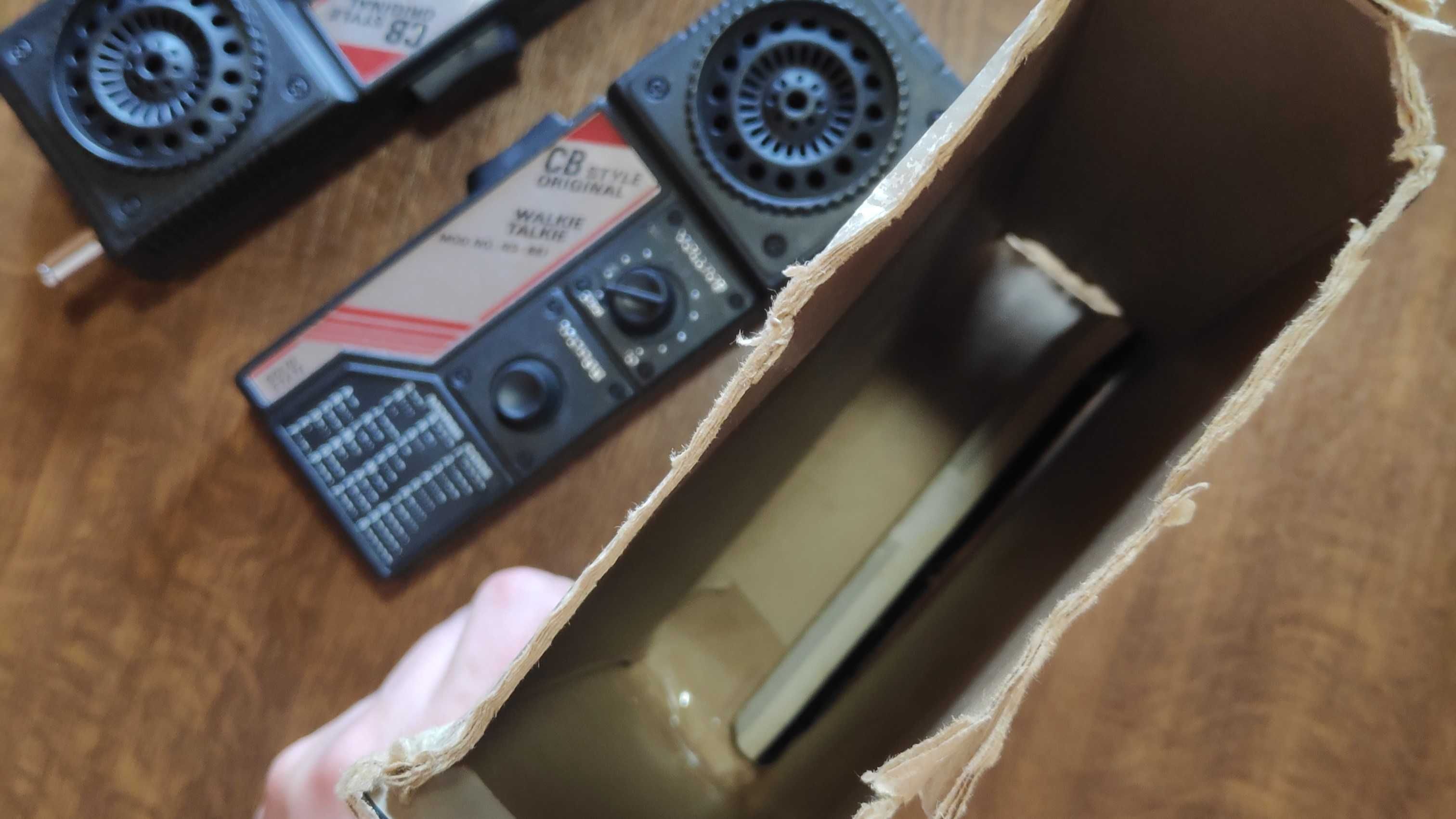 Walkie-Talkie model NS 881 CB + pudełko uszkodzone
