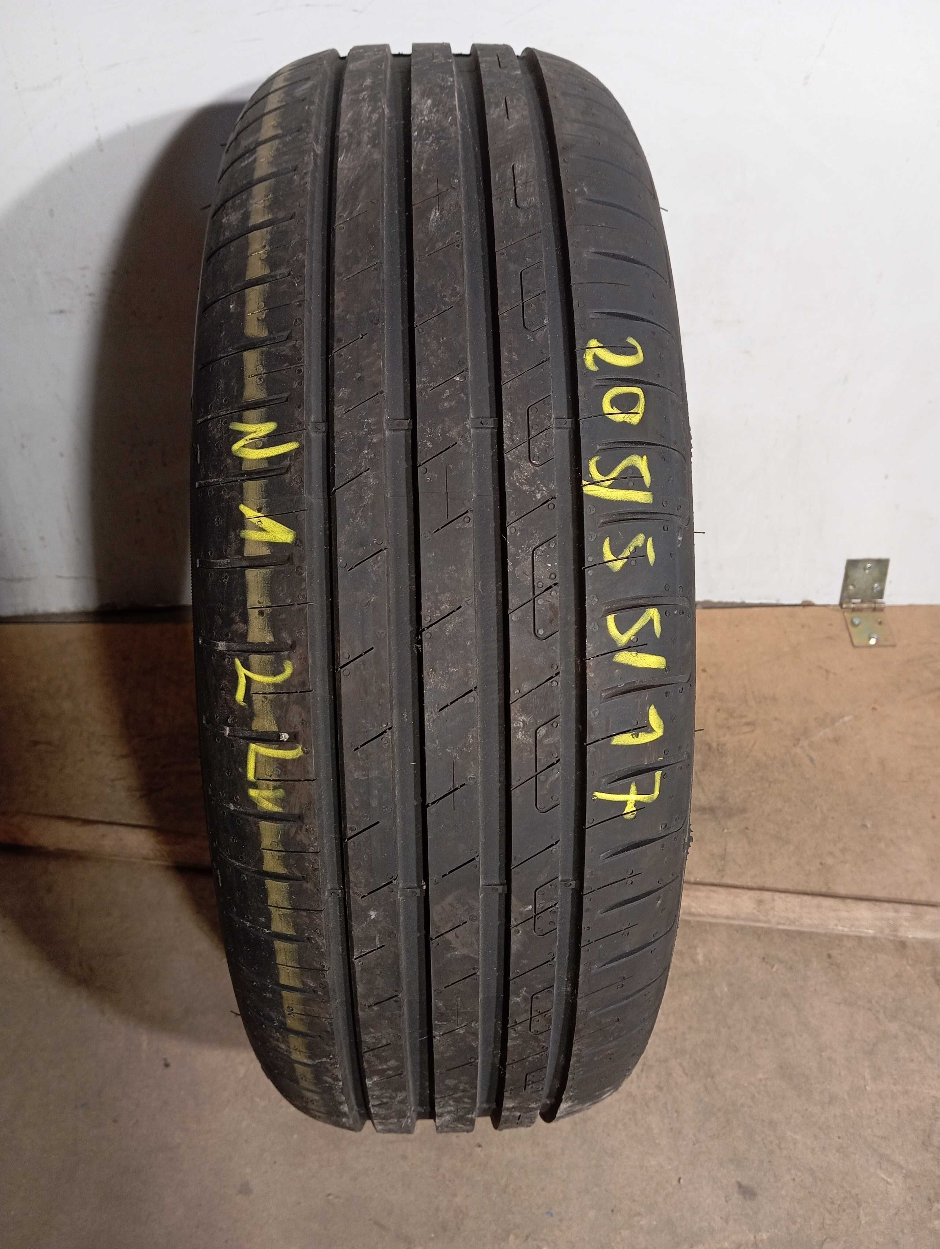1x 205/55 R17 91V Goodyear Efficientgrip 2022r 7mm
