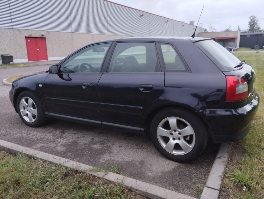 AUDI A3 * 1,6 benzyna * Niski przebieg tylko 208.000 * Możliwa Zamiana
