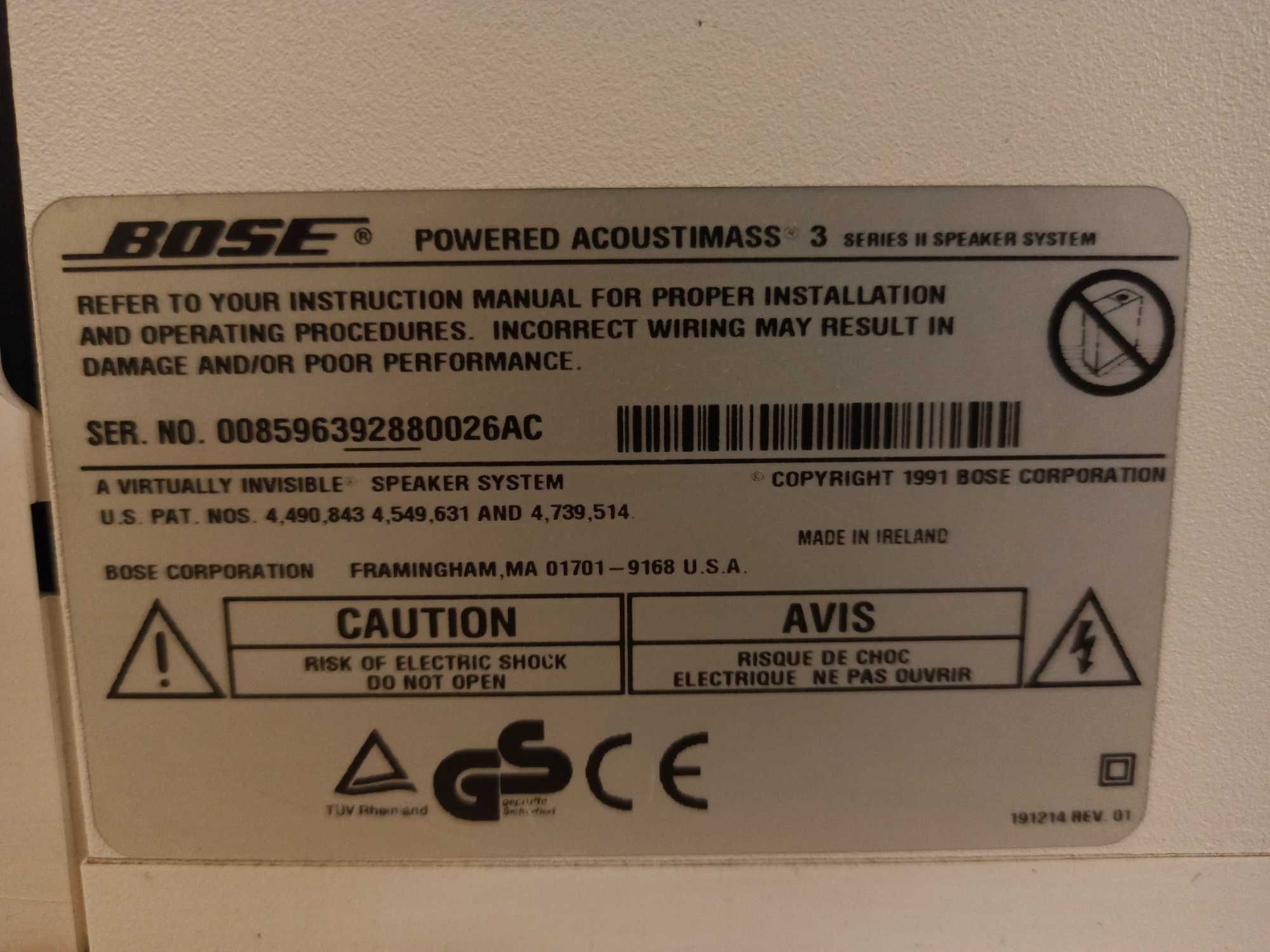 Kolumny BOSE Powered Acoustimass 3 Series II + BOSE CUBE SYSTEM AM-5