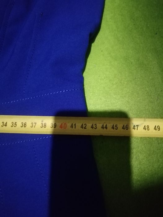 Koktajlowa niebieska sukienka
