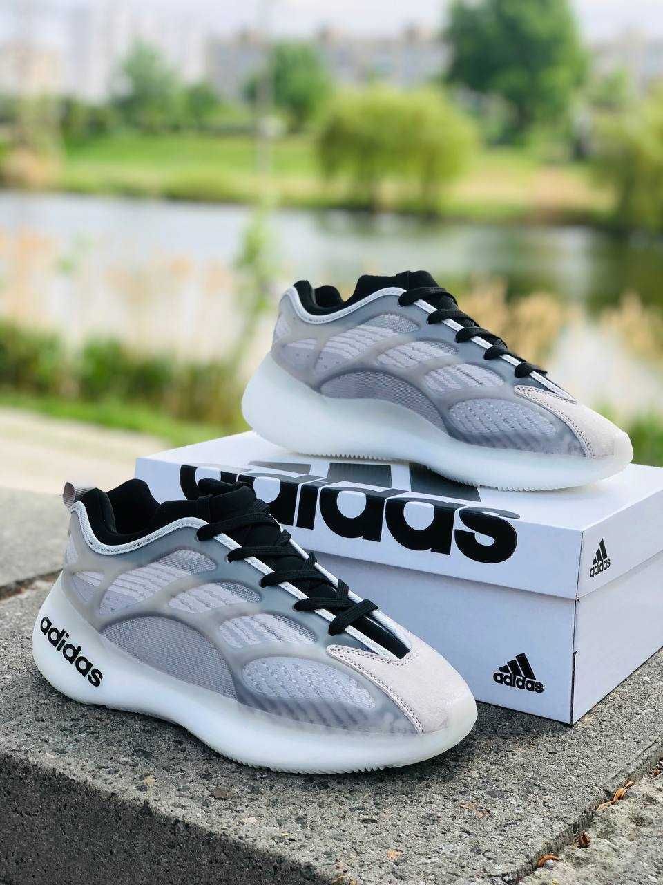 Стильные кроссовки Adidas мужские Black\White. Скидки! Кросівки Адідас