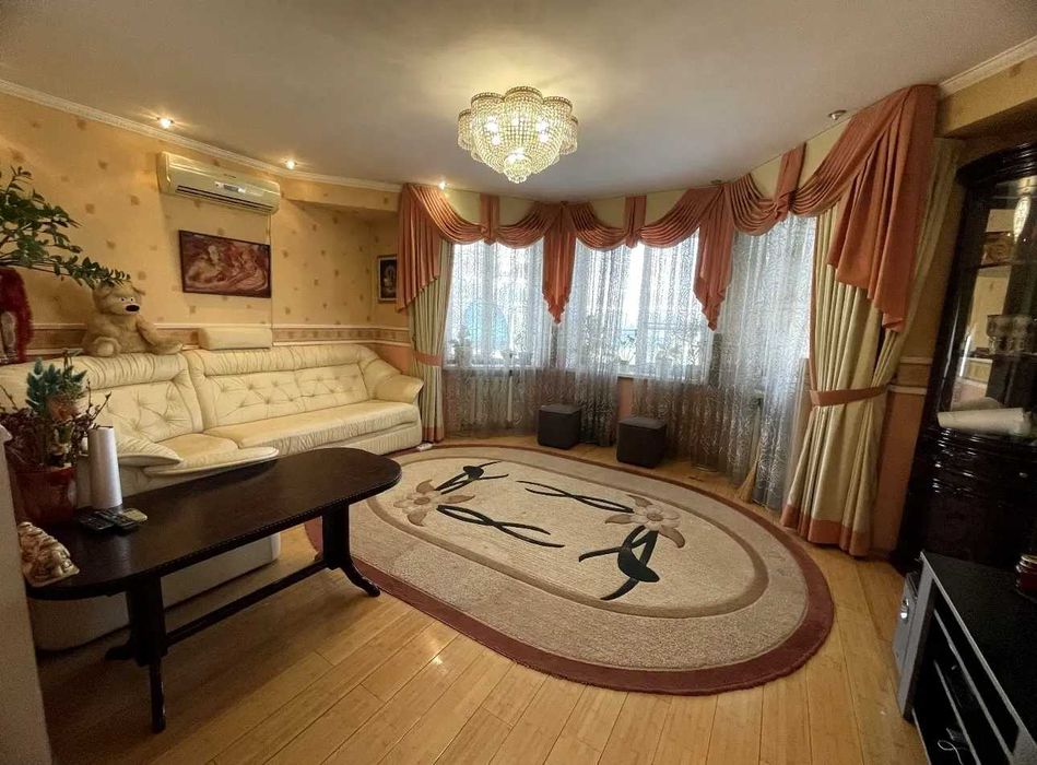 Оренда двокімнатної квартири
Микільсько Слобідська