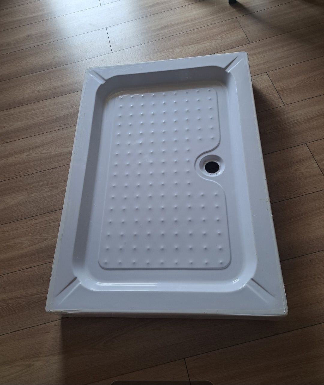 Nowy brodzik 70x100