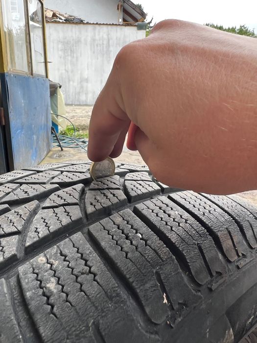 Bridgestone Blizzak 215/65/16c 2szt