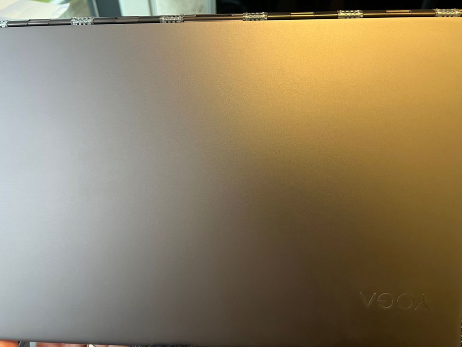 Lenovo Yoga 920 13IKB - Funciona também como Tablet - Ecrã tátil