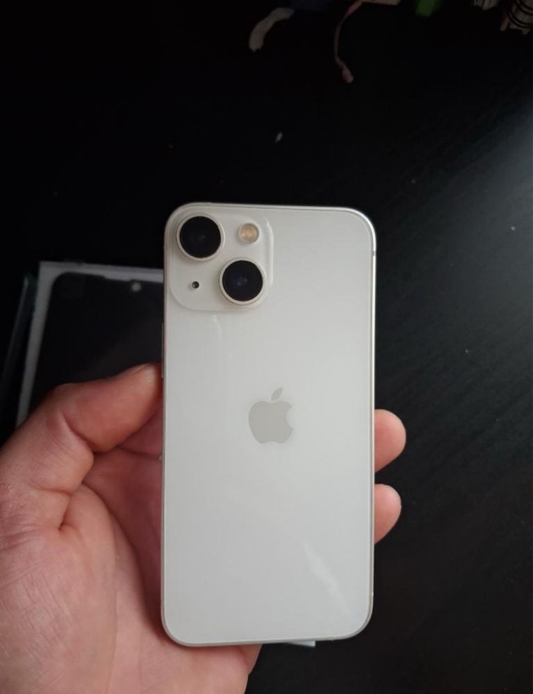 Vendo iPhone 13.