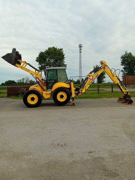 Koparko-ładowarka New Holland B115 cena Brutto 5500 mtg nie case jcb