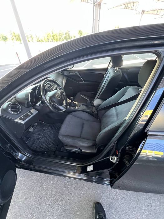 Продам Mazda 3 дизель
