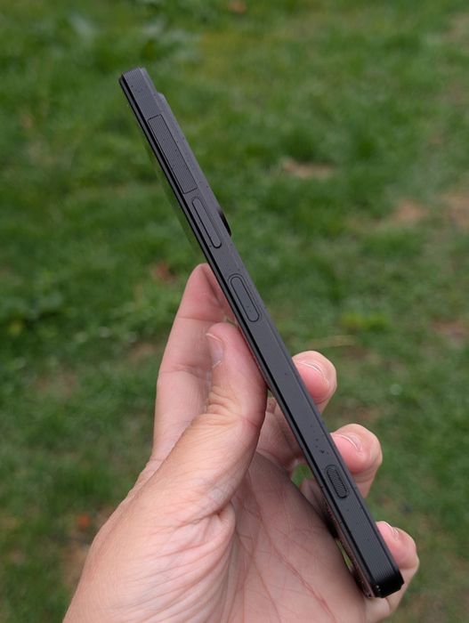 Sony Xperia 1 V 12/256 sim+Esim (камерафон Уценка)