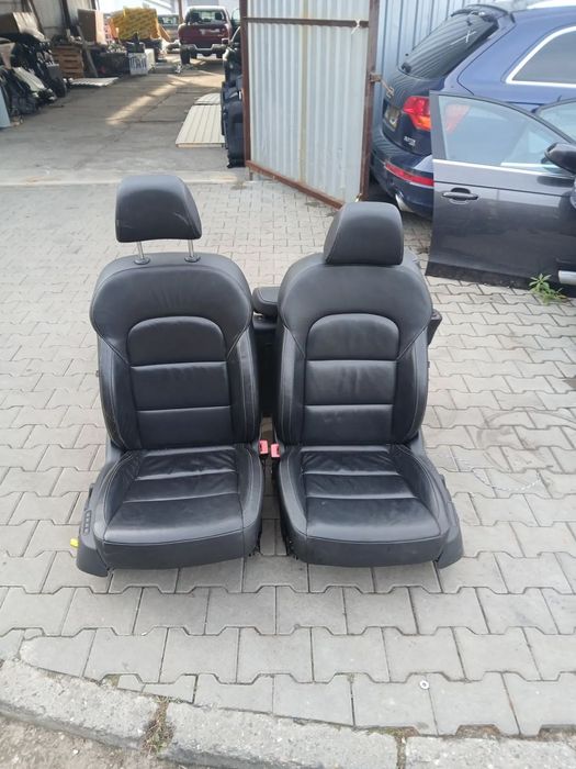 Fotele kanapy Skoda SuperB