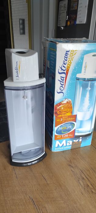 Saturator sodastrem + dwie butelki