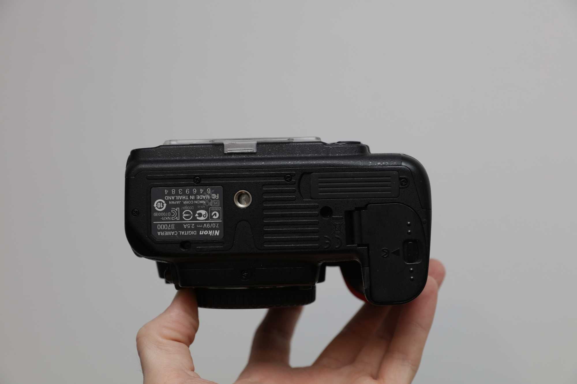 Nikon D7000 | DX | 16MP | Sensor Sony | Full HD