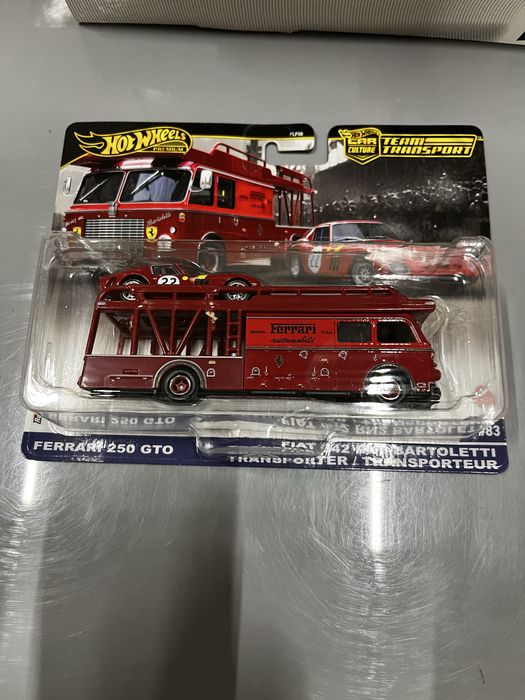 Hot wheels team transport ferrari