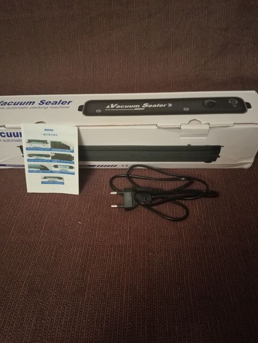 Вакууматор кухонний