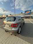 Samochod osobowy Mersedes Benz b180