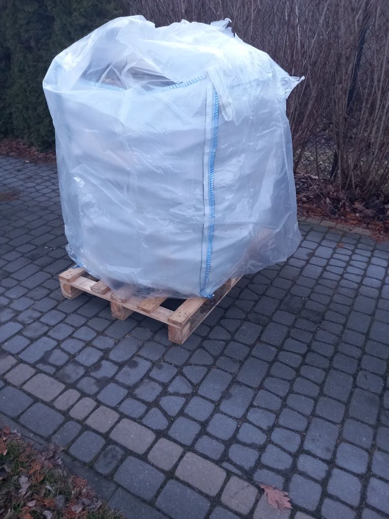 Drewno na opał suche pocięte palety
