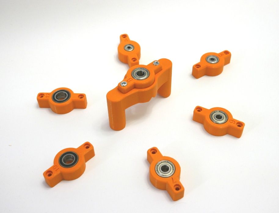 Самоцентруючийся кондуктор зі змінними вставками