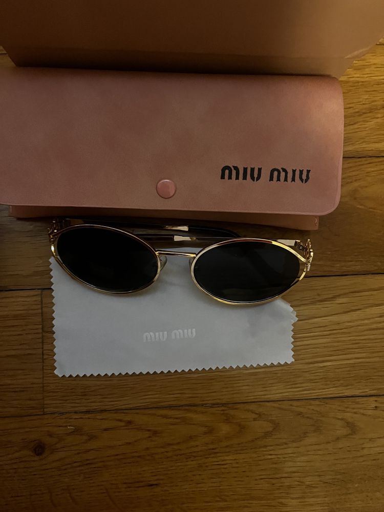 Oculos sol miu miu