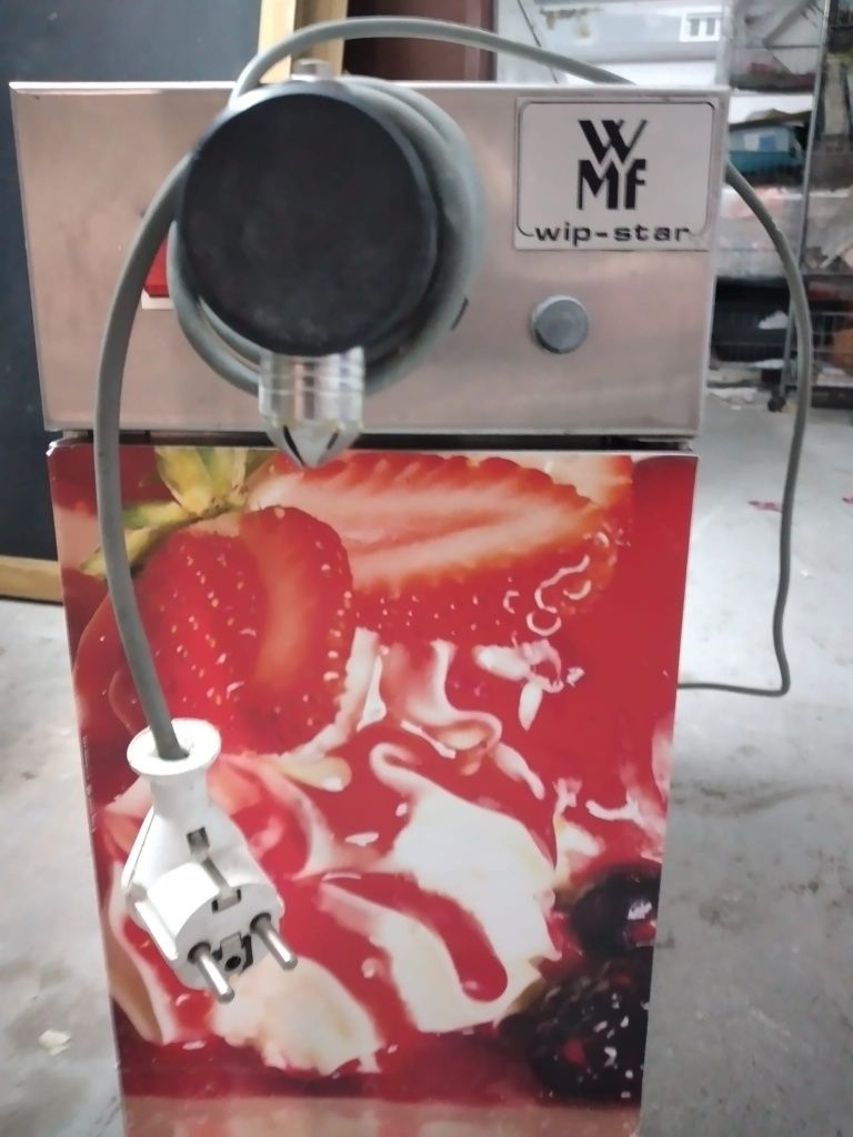 Automat do bitej śmietany