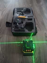 Poziomica laserowa 16 linii nowy dwa akumulatory