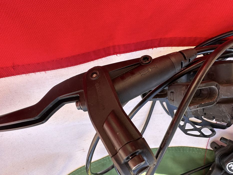 Hamulce plus klamki magura HS22