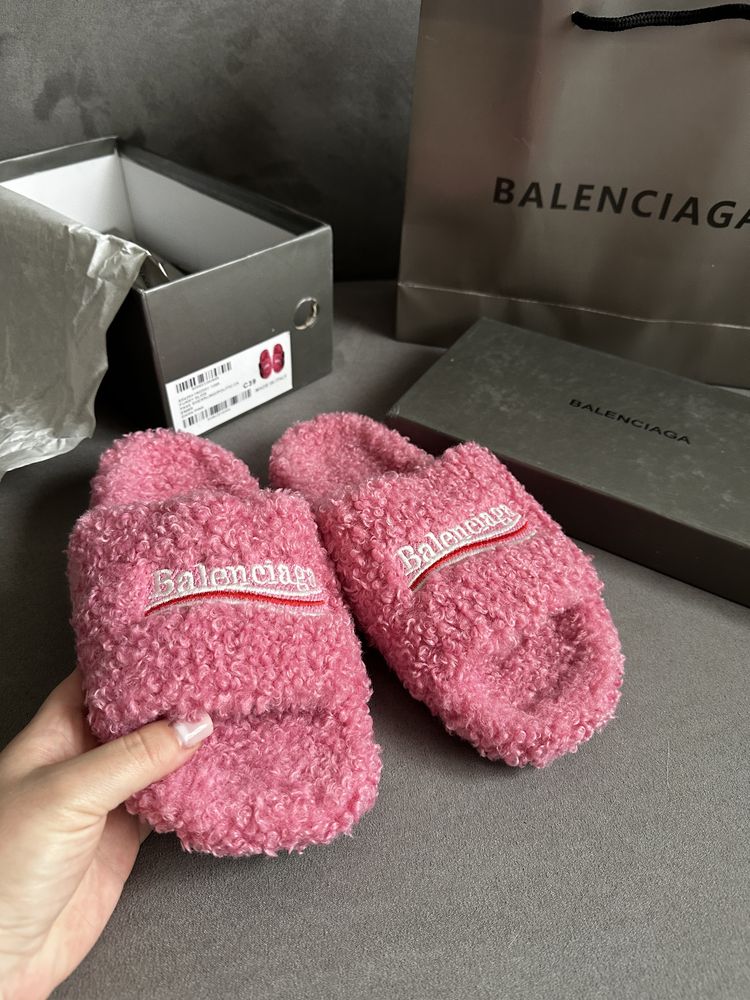 Тапочки Balenciaga, шльопки з хутром