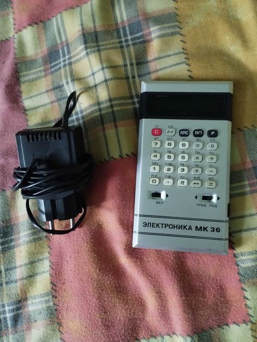 Продам калькулятор Электроника МК 36