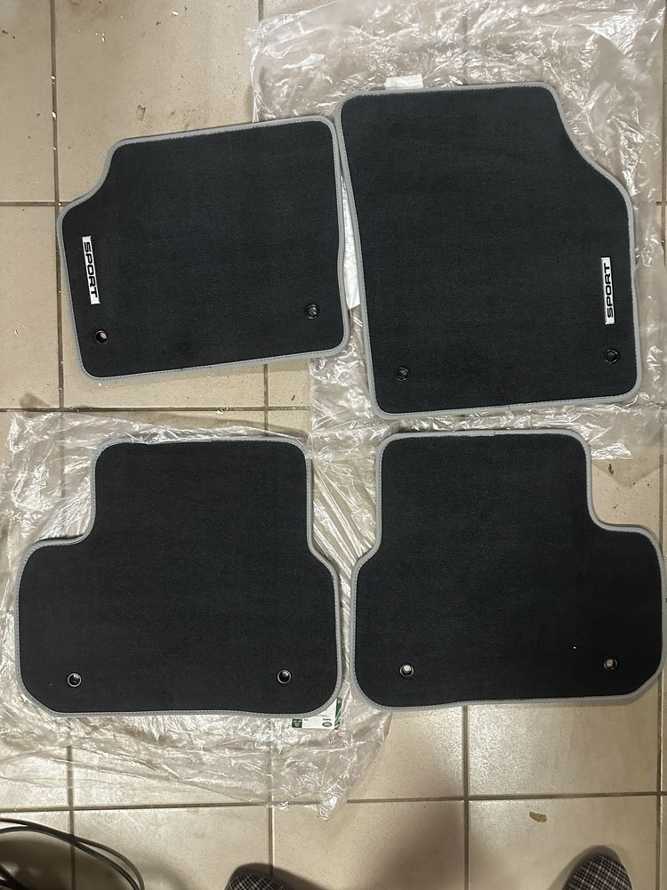 Коврики Land Rover Discovery Sport