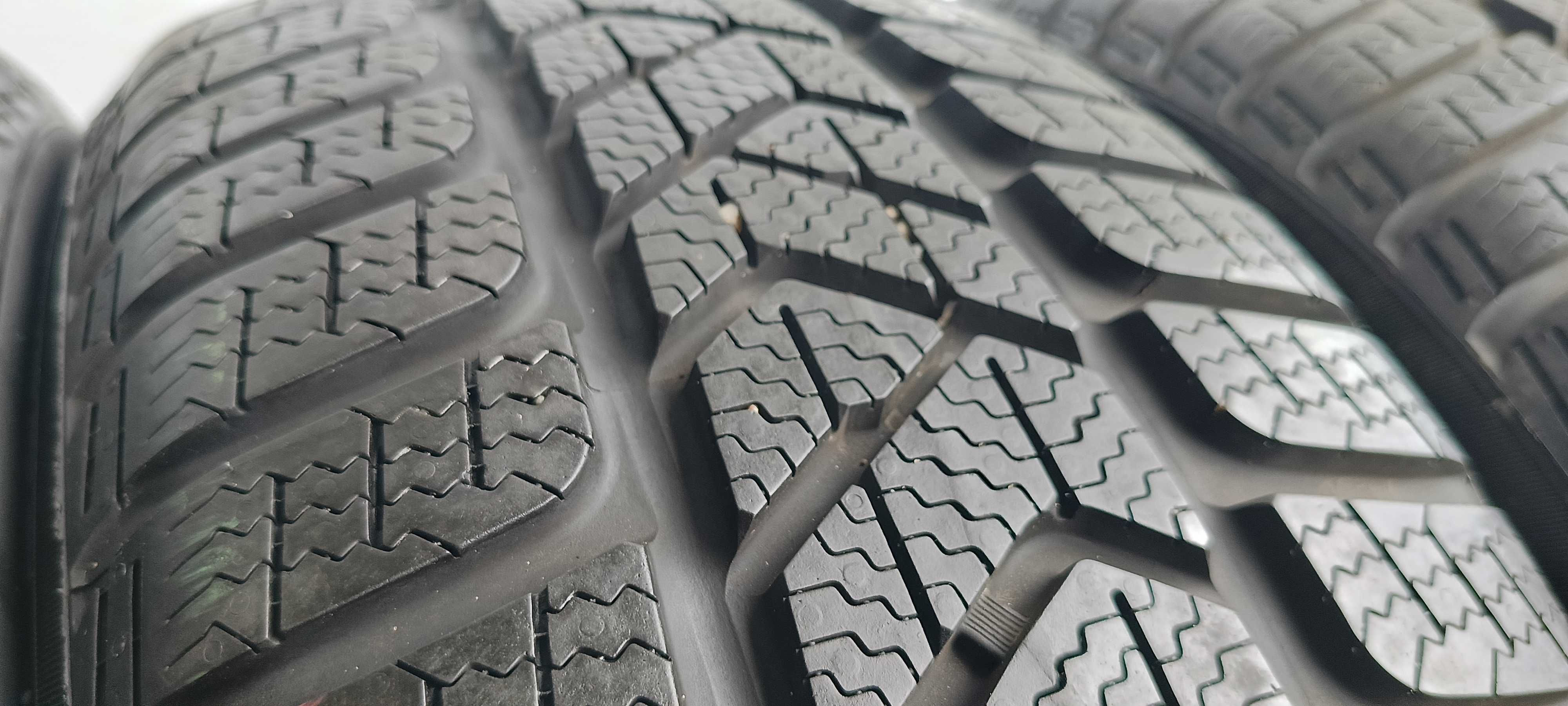 4X 215/60R16 99H Pirelli SottoZero 3 161A