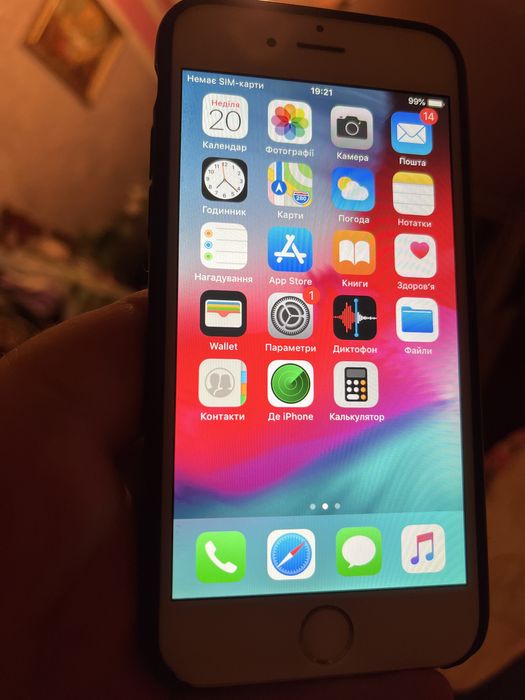 Iphone 6. Память 16 гб