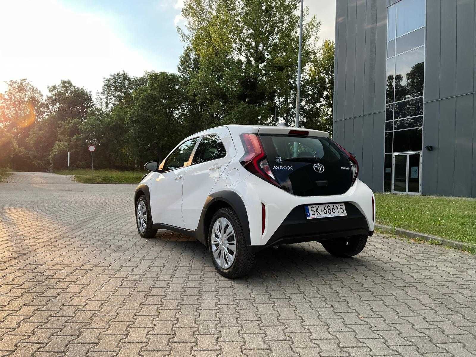Wypożyczalnia Toyota Aygo X wynajem  ** Rentaro **