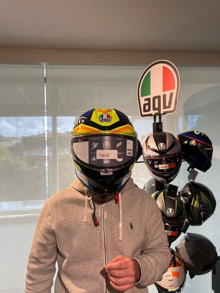 Capacete AGV k 6 S NOVO