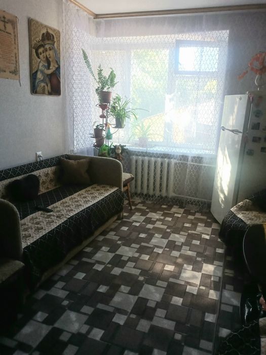 Терміново!!! Продам кімнату у гур-ку біля пожежної частини! Рем.завод