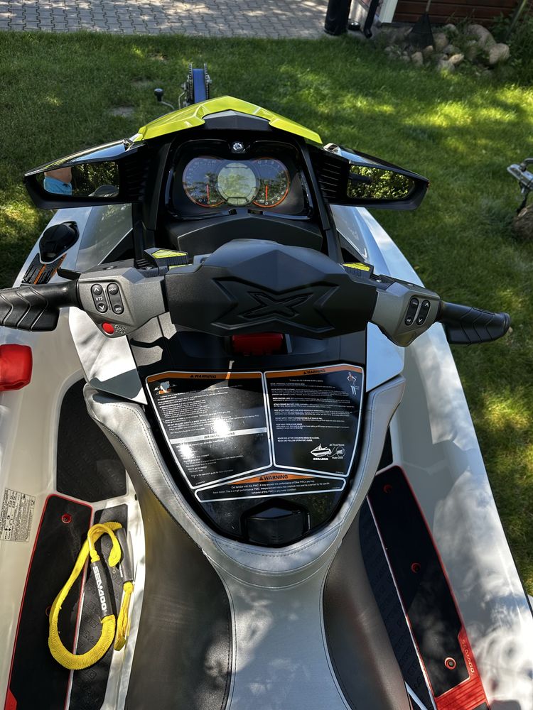 Sprzedam Seadoo RXT 300RS 2016r tylko 109 mth w komplecie z przyczepką