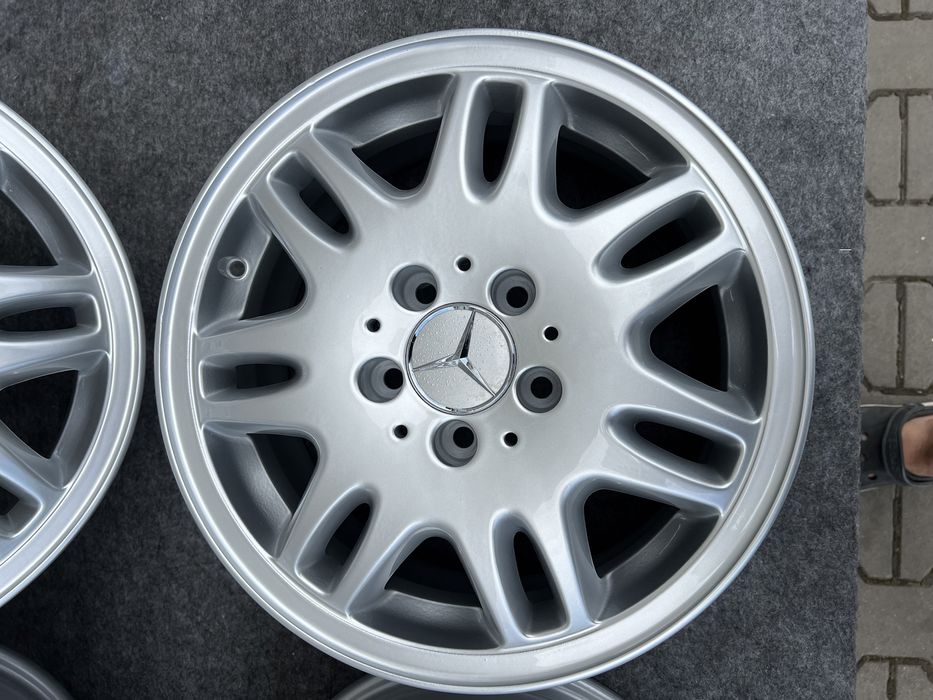 Диски vito 639 viano mercedes r16 ромашка