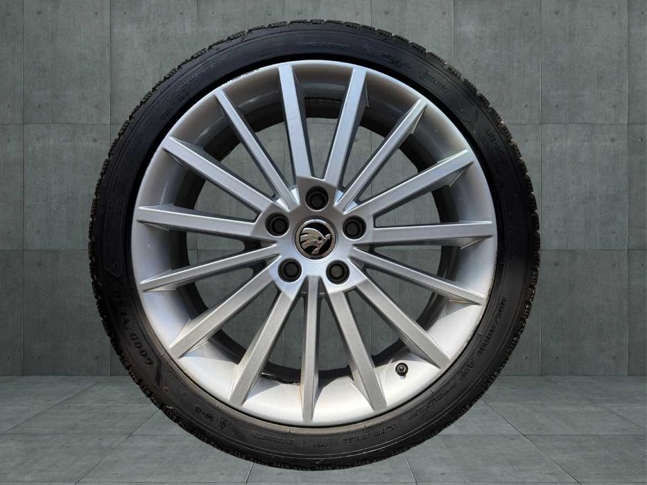 Koła felgi 5x112 R18 Skoda Octavia opony zimowe 225/40R18 GoodYear 24R