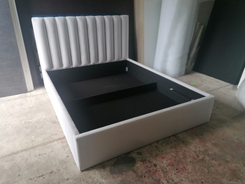 Sypialnia panele łóżko tapicerowane stelaż pojemnik 220 200x200 welur