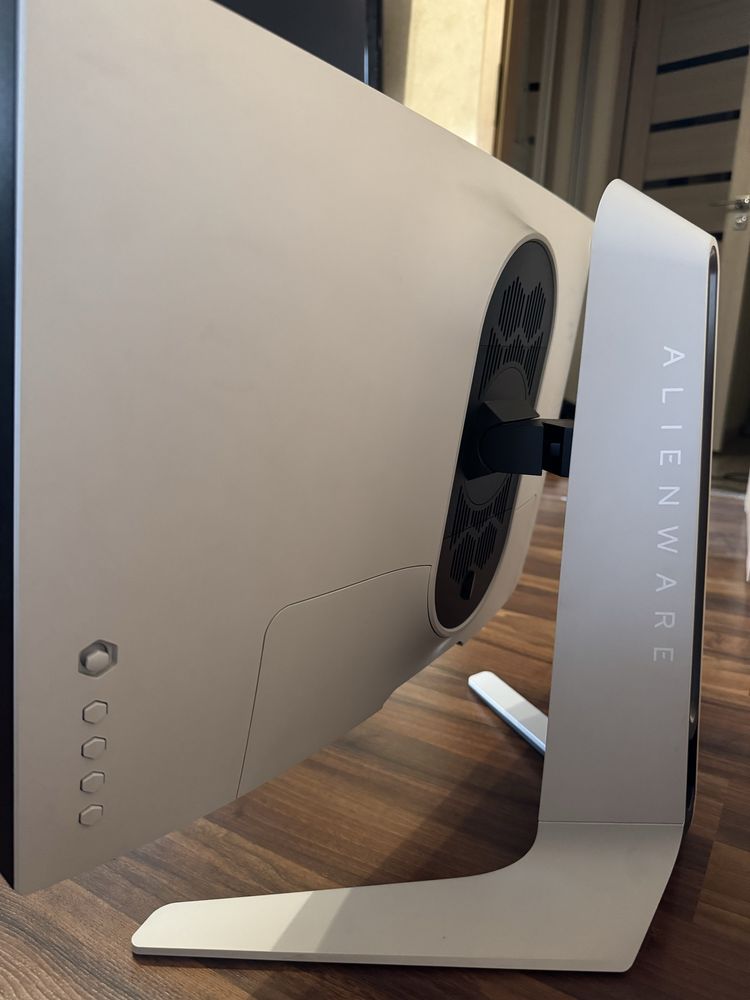 Монитор Alienware AW2720HFA