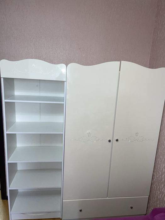 Меблі в дитячу Вальтер Сваровські