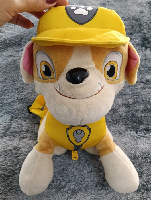 Peluche Rubble, da série de animação infantil "Patrulha Pata"