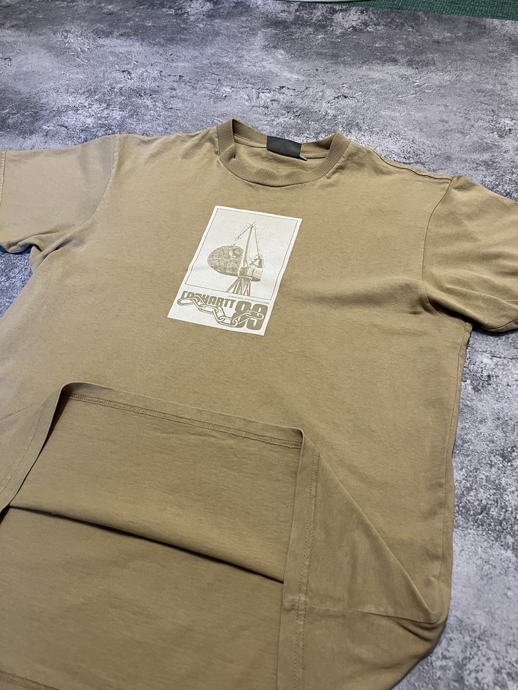 Футболка Carhartt WIP — оригінал, стильний принт, розмір М