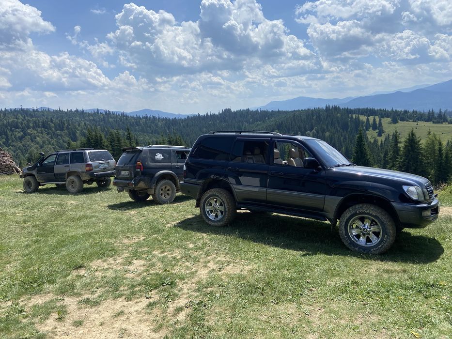 Джип-тури, подорожі горами Яблуниця