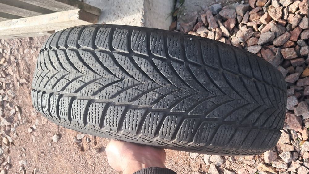 Продам резину 195х65х15
