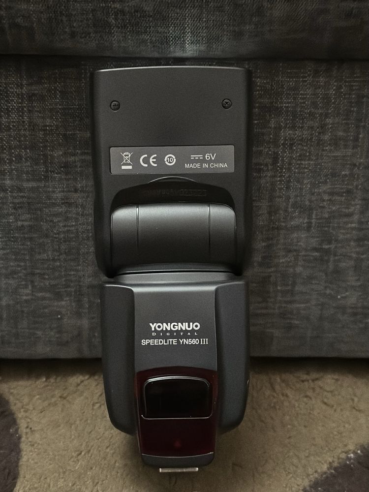 Вспышка Speedlite Yn560 III