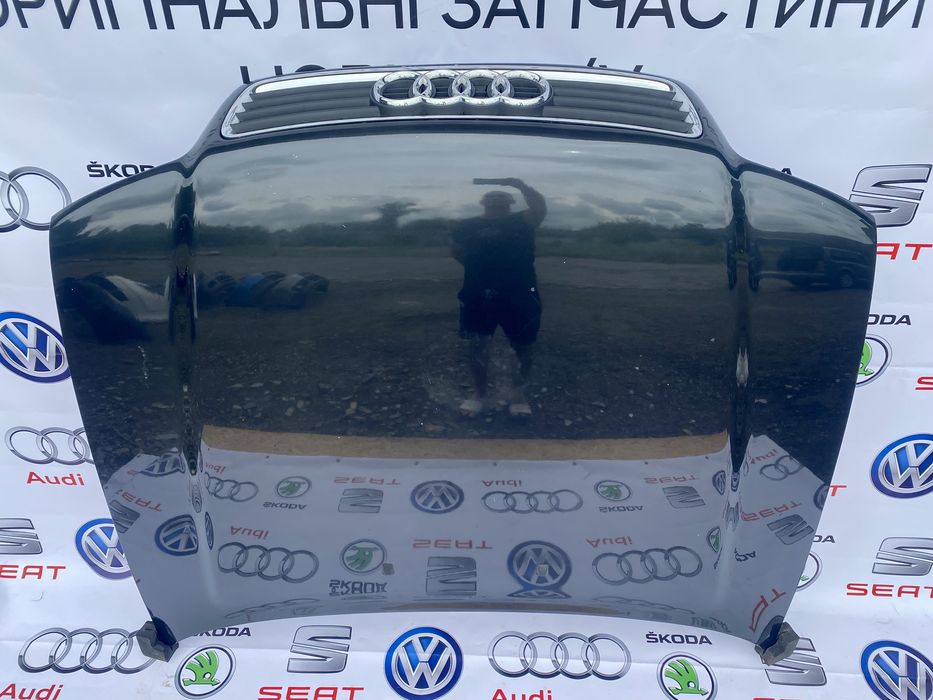 Капот бампер фара телевізор радіатор крило дифузор  Audi A4 B5