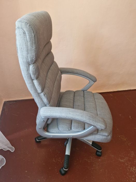 Крісло комп'ютерне