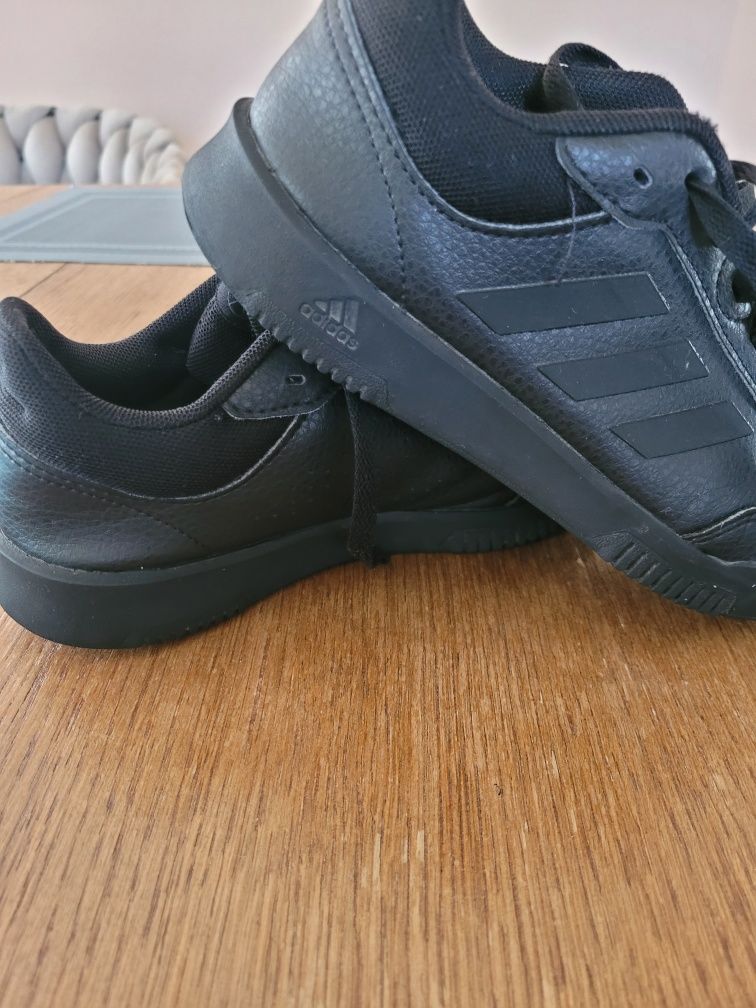 Buty chłopięce Adidas