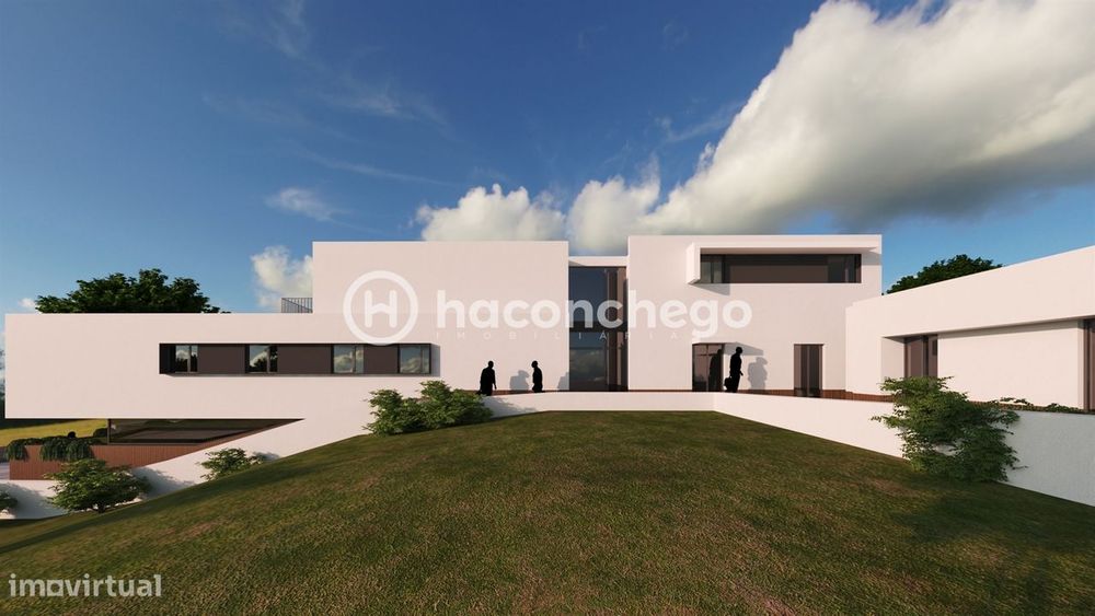 Imóvel com projeto aprovado e licença de construção paga para alojamen