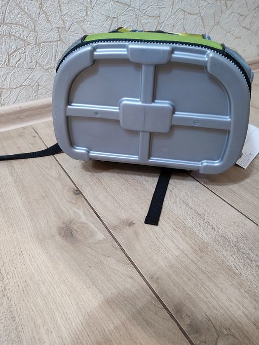 Продам школьный рюкзак для мальчика